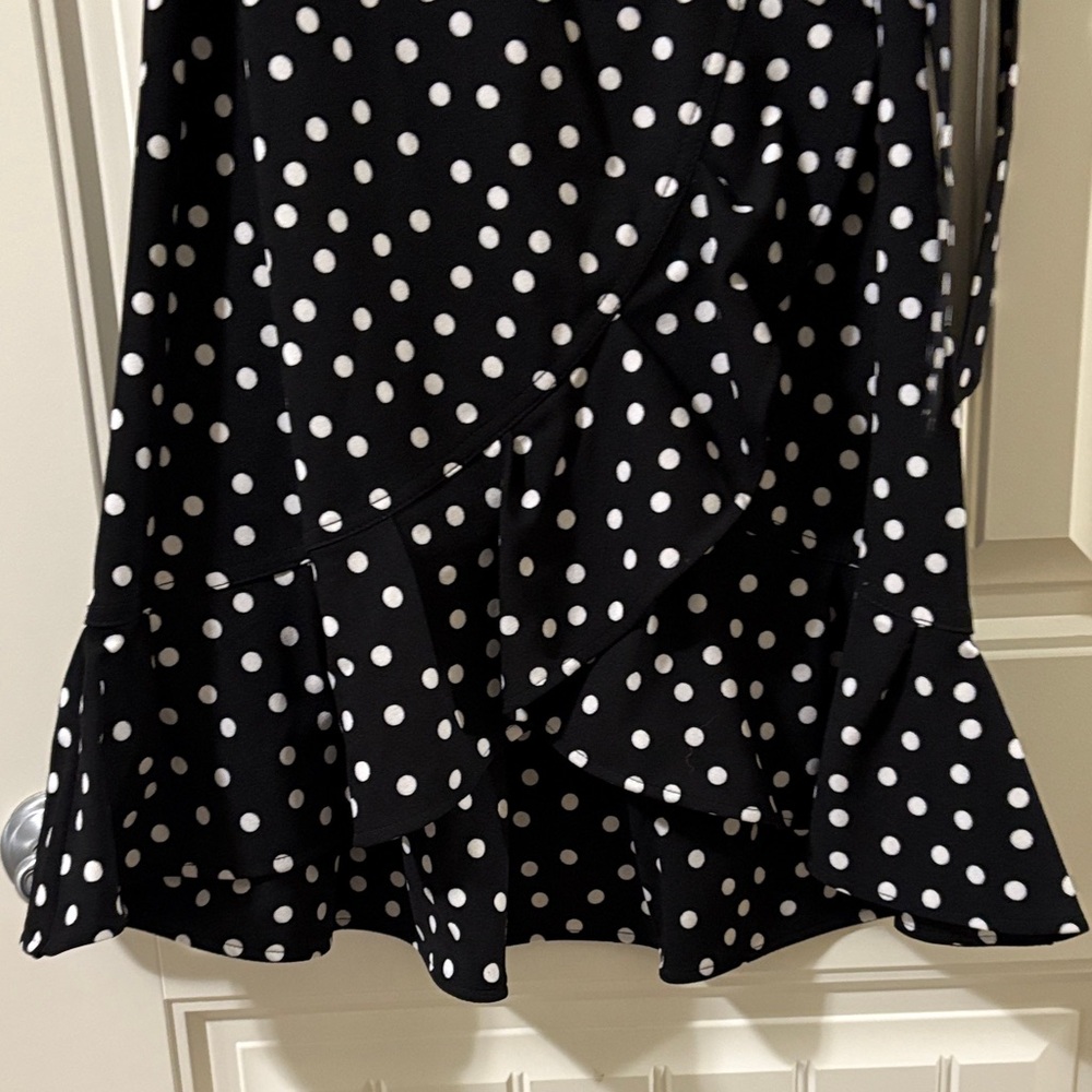 NWT Calvin Klein Fit and Flair Black Polka Dot Dress size 6 - Picture 5 of 10